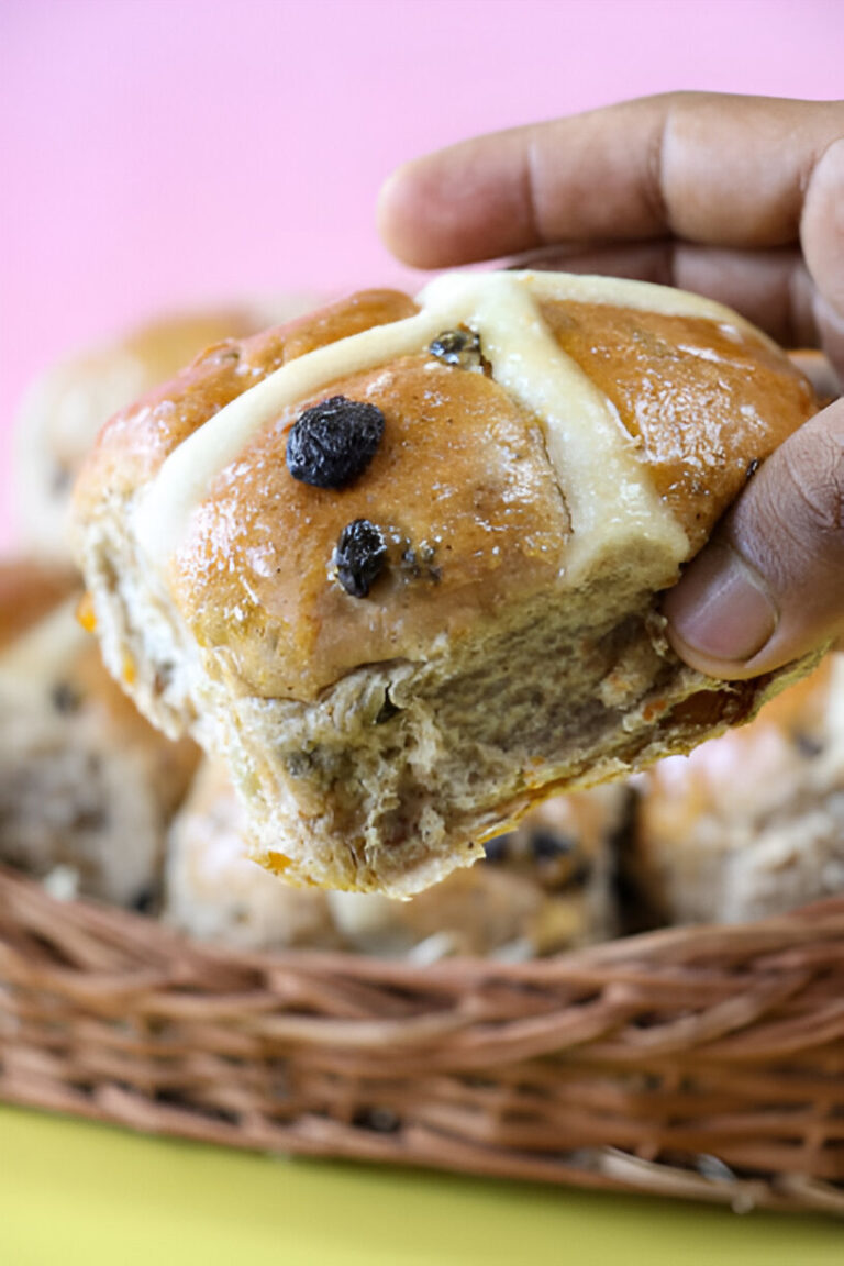 A Sweet Tradition: The Role of Cakes in Celebrating Special Occasions Cakes in Celebrating Special Occasions