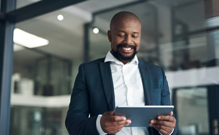 How to Choose the Right Professional for Legal Advice 