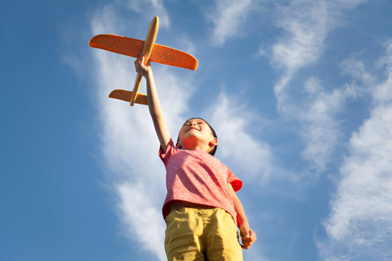 Learning to Fly: A Beginner's Path to the Skies 